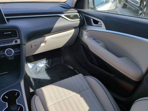 Used 2019 Genesis G70 2.0T Advanced w/ Elite Package image 15