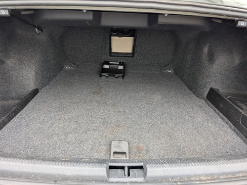 Used 2014 Volkswagen Passat TDI SEL Premium FWD image 9