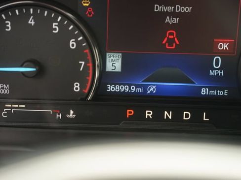 Used 2023 Ford Explorer XLT w/ Equipment Group 202A RWD image 27