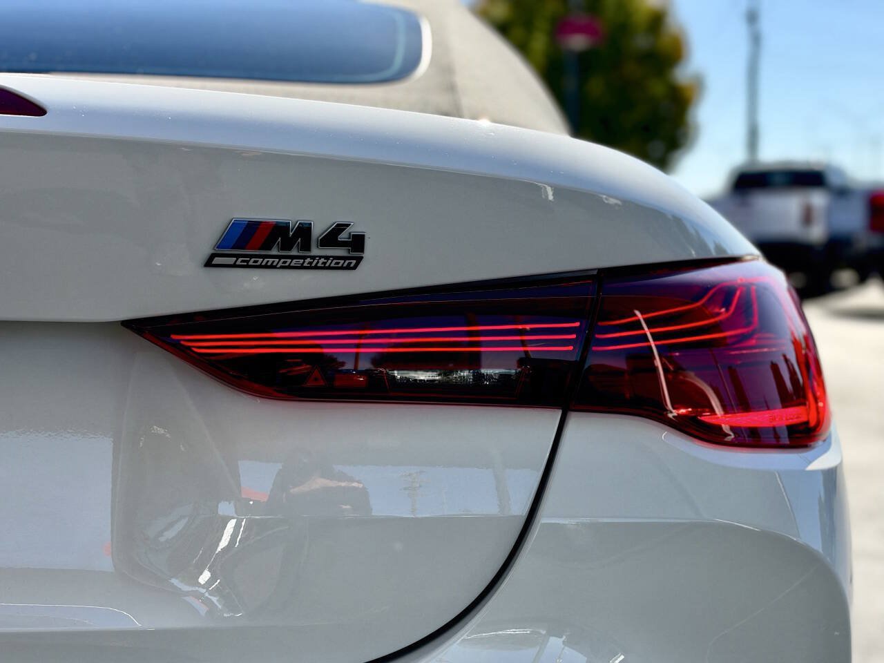 Used 2025 BMW M4 xDrive Competition w/ Executive Package AWD/4WD image 14