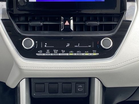 Certified 2024 Toyota Corolla Cross L AWD/4WD image 14