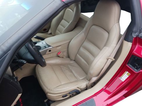 Used 2005 Chevrolet Corvette Coupe w/ Preferred Equipment Group image 24