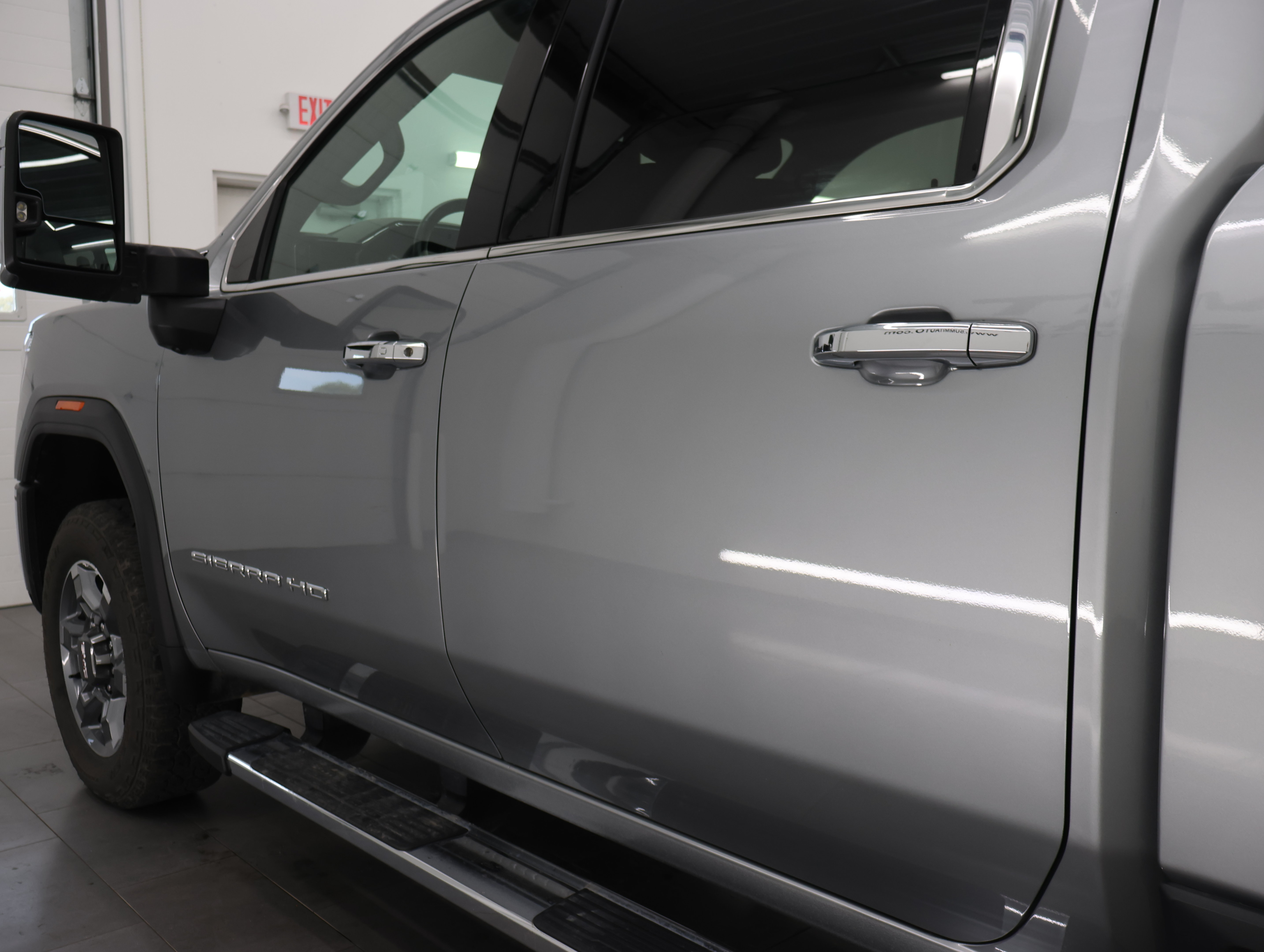 Used 2025 GMC Sierra 2500 SLT w/ SLT Premium Package AWD/4WD image 37