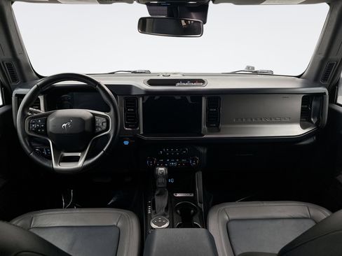 Used 2022 Ford Bronco Outer Banks image 14