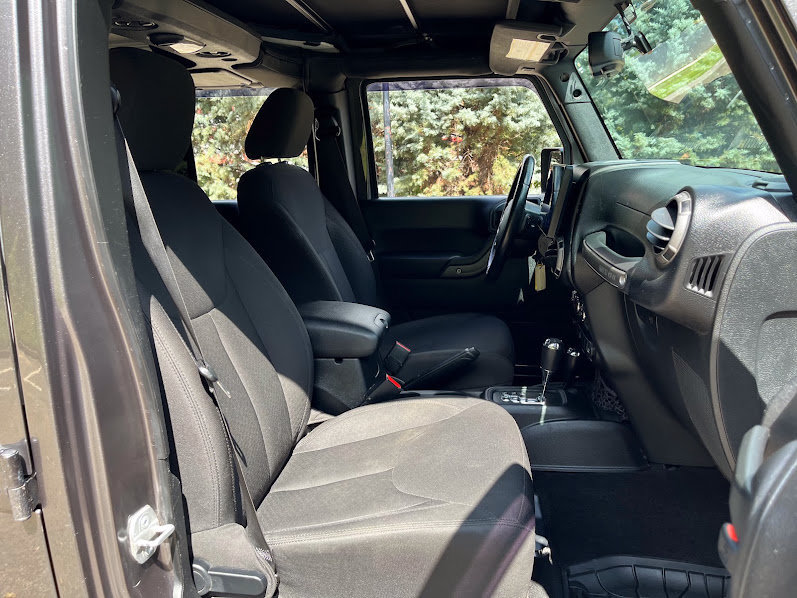 Used 2016 Jeep Wrangler Unlimited Sport w/ Quick Order Package 24S AWD/4WD image 36