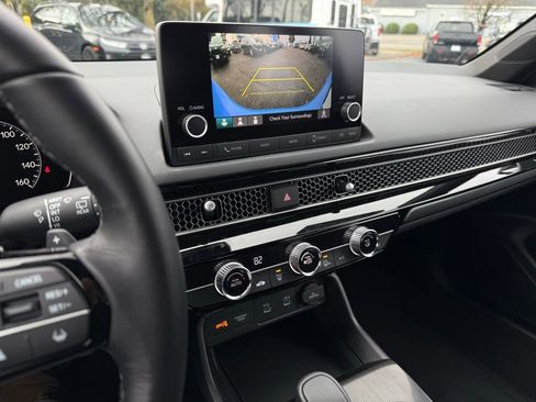 Certified 2025 Honda Civic Sport image 23