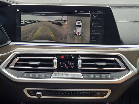 Used 2022 BMW X5 xDrive40i w/ M Sport Package image 17