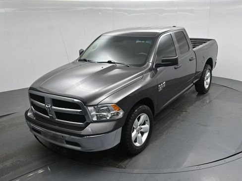 Used 2024 RAM 1500 Classic SLT image 30