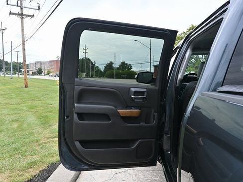 Used 2018 Chevrolet Silverado 1500 LTZ w/ Sport Package image 23