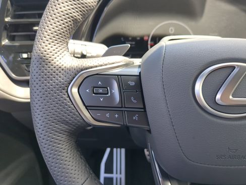 New 2026 Lexus TX 500h AWD image 27