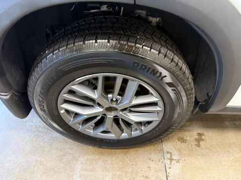 Used 2021 Nissan Rogue S AWD/4WD image 31