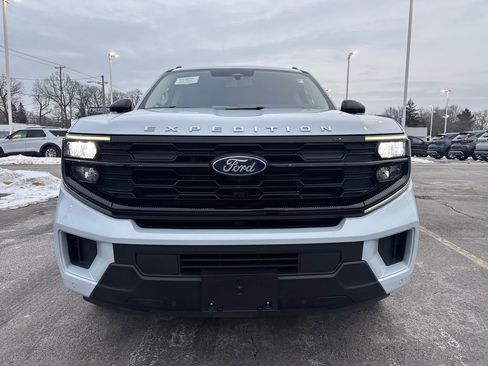 Used 2025 Ford Expedition Max Active image 3