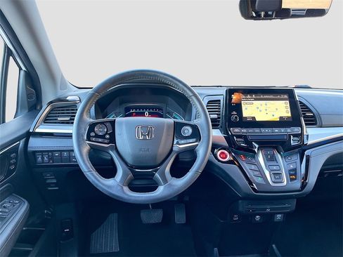 Used 2023 Honda Odyssey Touring image 24