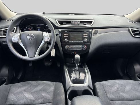 Used 2014 Nissan Rogue S FWD image 10