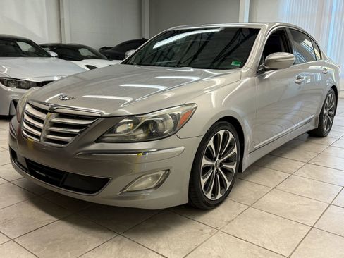 Used 2013 Hyundai Genesis 5.0 R-Spec image 3