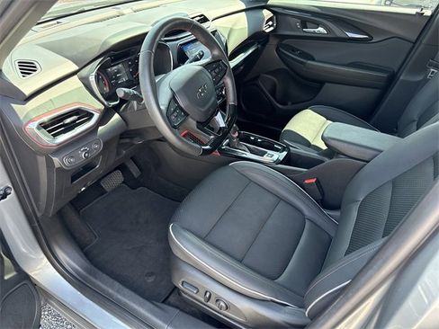 Used 2023 Chevrolet TrailBlazer RS w/ Convenience Package image 10