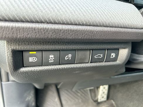 Used 2026 Toyota Camry SE FWD image 14