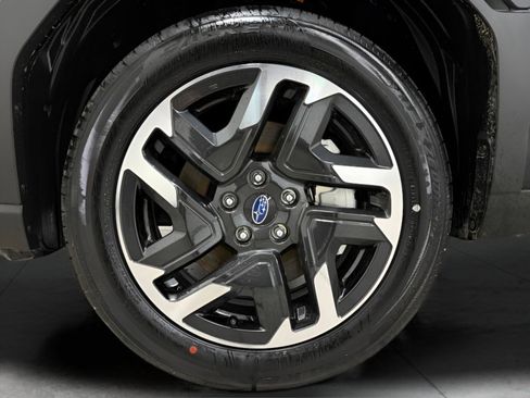 New 2025 Subaru Forester Limited image 21