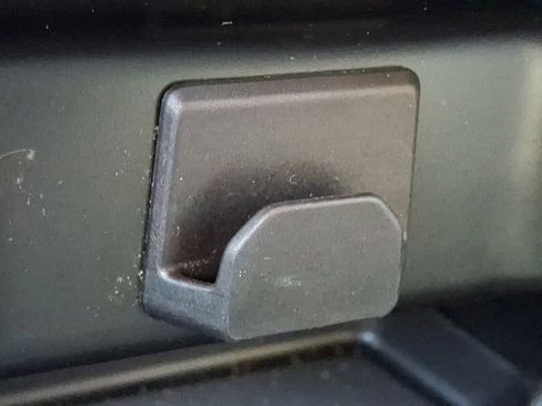 Used 2023 Ford F150 XLT image 25