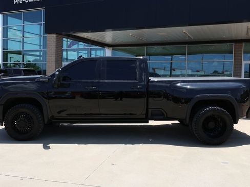 Used 2026 GMC Sierra 3500 Denali Ultimate AWD/4WD image 8