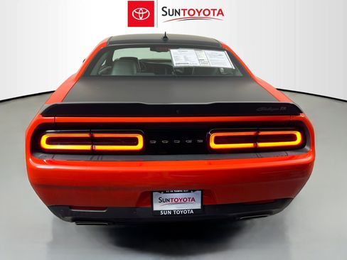 Used 2023 Dodge Challenger R/T w/ T/A Package image 5
