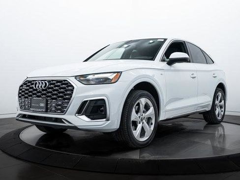 Certified 2024 Audi Q5 2.0T Premium Plus w/ Premium Plus Package image 5