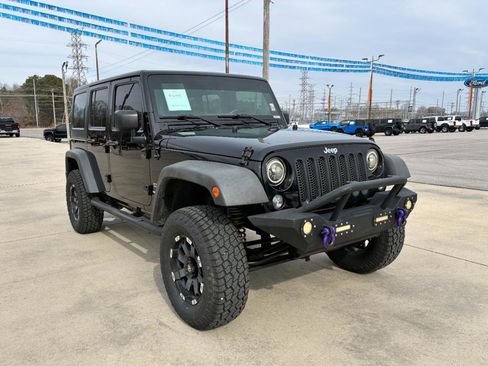 Used 2015 Jeep Wrangler Unlimited Sport w/ Quick Order Package 24S image 4