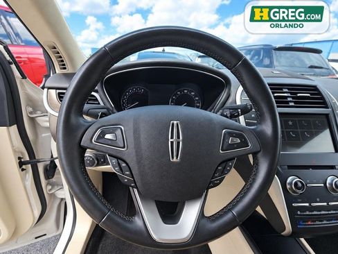 Used 2019 Lincoln MKC Reserve w/ MKC Climate Package FWD image 14