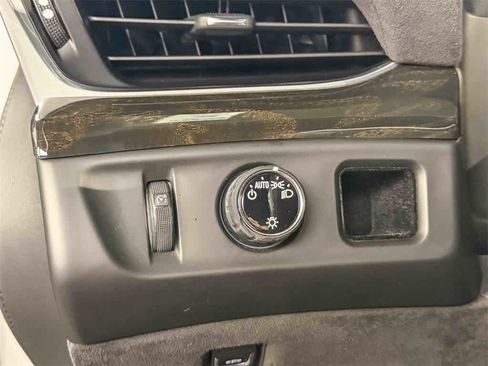 Used 2020 Cadillac Escalade ESV Platinum image 23