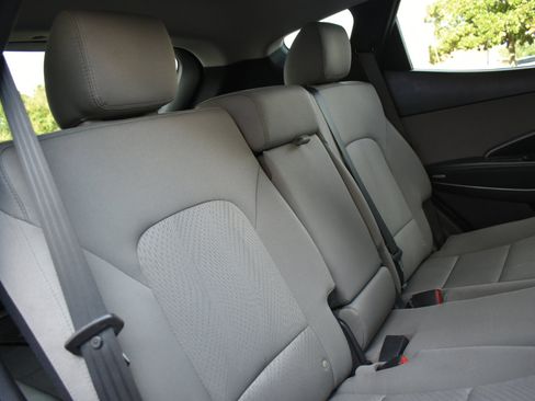 Used 2018 Hyundai Santa Fe Sport w/ 2.4L Value Package 02 image 28