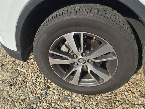 Used 2016 Toyota RAV4 XLE image 4