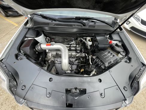 Used 2015 GMC Terrain SLT w/ Open Road Package image 8