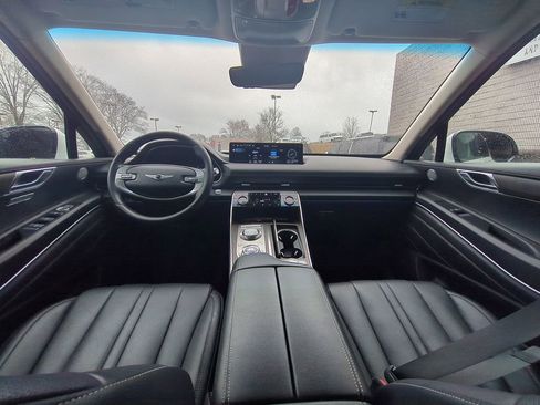 Used 2024 Genesis GV80 2.5T image 26