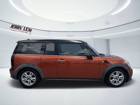 Used 2013 MINI Cooper Clubman FWD image 2