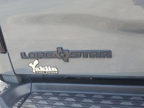 New 2026 RAM 2500 Big Horn AWD/4WD image 6