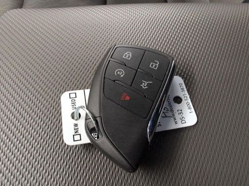 Used 2025 Chevrolet Equinox LT w/ Convenience Package II AWD/4WD image 26