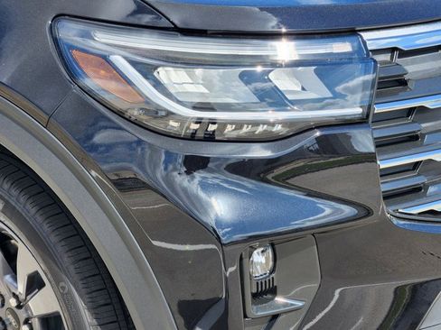 New 2026 Ford Explorer Active w/ Active Comfort Package image 11