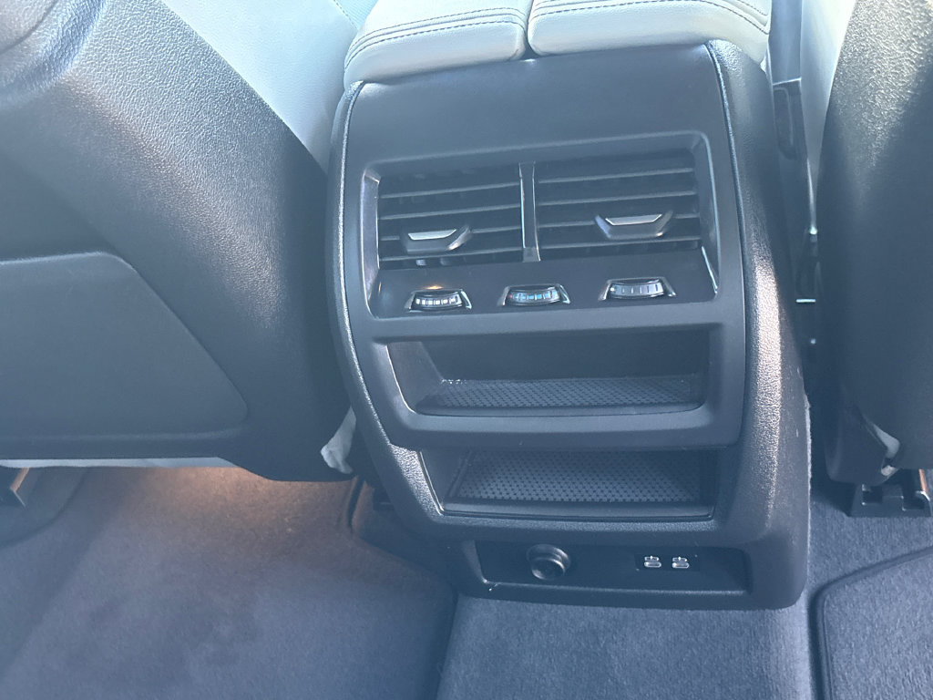 Used 2024 BMW X5 M60i AWD/4WD image 18
