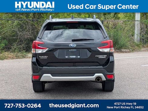 Used 2020 Subaru Forester Touring AWD/4WD image 4