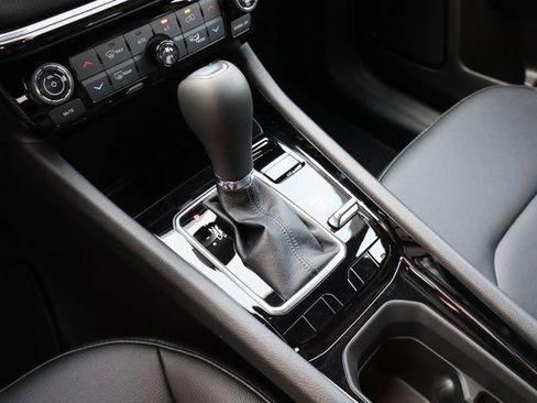 New 2026 Jeep Compass Limited image 22