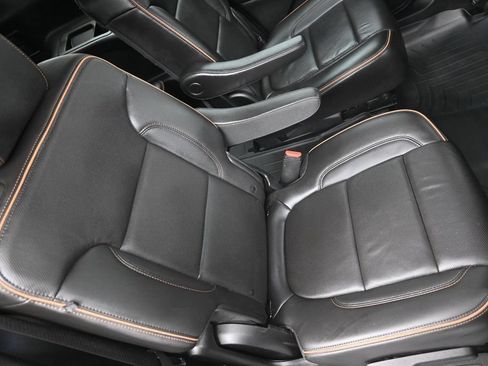 Used 2021 GMC Acadia AT4 w/ LPO, 'HIT The Road' Package AWD/4WD image 23