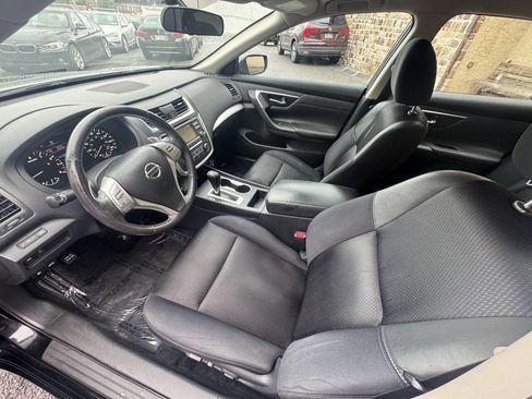 Used 2017 Nissan Altima 2.5 SR FWD image 25