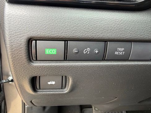 Certified 2025 Nissan Sentra SV w/ All-Weather Package FWD image 11