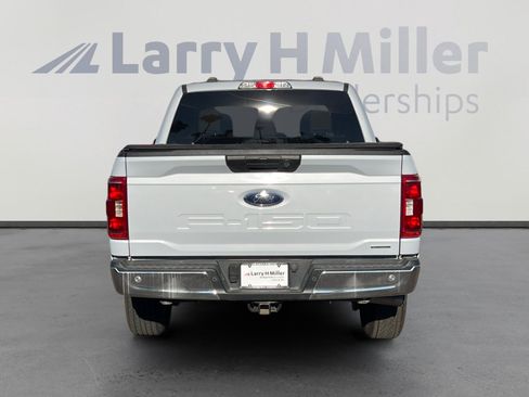 Used 2022 Ford F150 XLT w/ Trailer Tow Package image 4