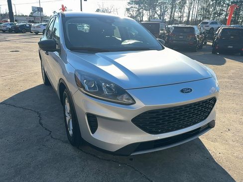 Used 2020 Ford Escape S image 2