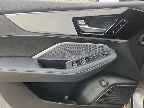 Certified 2025 Acura MDX SH-AWD image 14