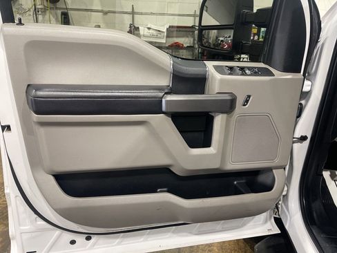 Used 2020 Ford F250 XLT w/ FX4 Off-Road Package image 7