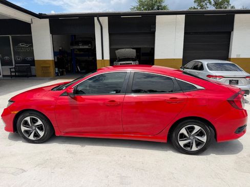 Used 2020 Honda Civic LX image 2