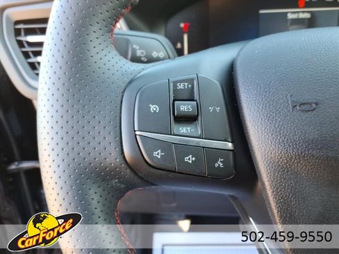 Used 2025 Ford Escape ST-Line w/ Equipment Group 301A image 23
