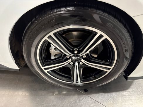 Used 2024 Ford Mustang Premium RWD image 9